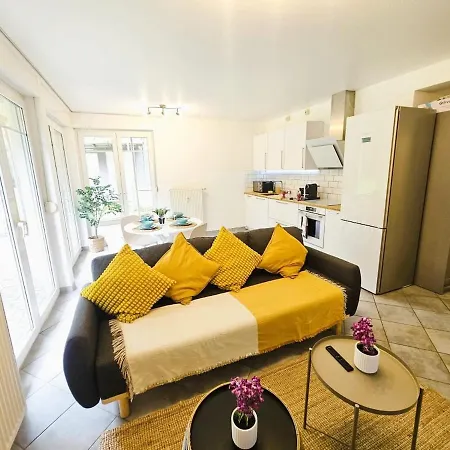 Lägenhet Charming 1br Retreat With Private Terrace Luxemburg