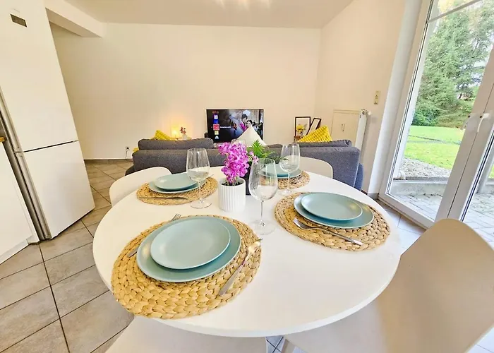 Charming 1br Retreat With Private Terrace