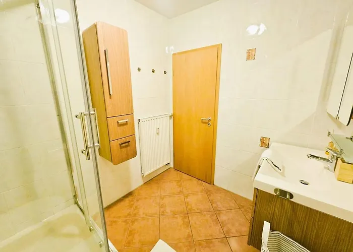 Daire Charming 1br Retreat With Private Terrace